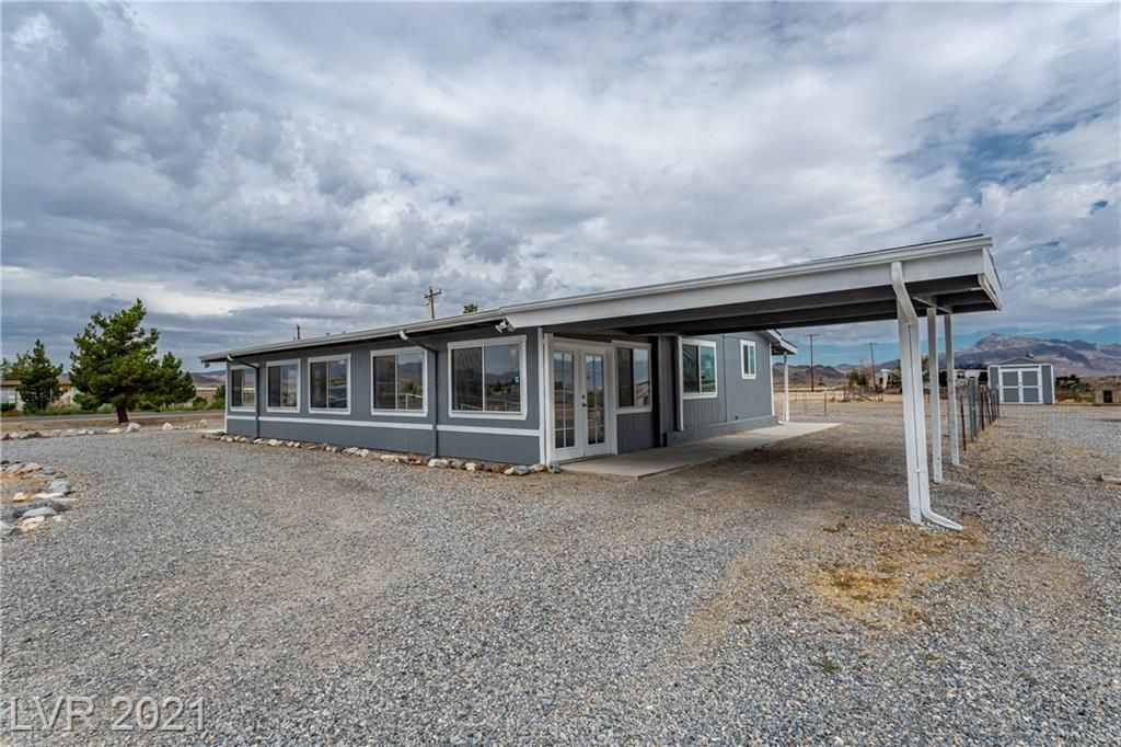101 S Bannavitch St, Pahrump, NV 89048