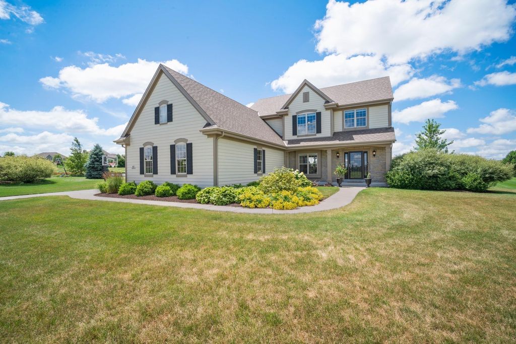 N67W28023 Maple St, Sussex, WI 53089 Trulia