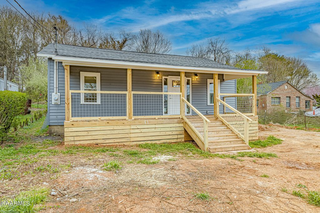 108 County Road 70, Riceville, TN 37370