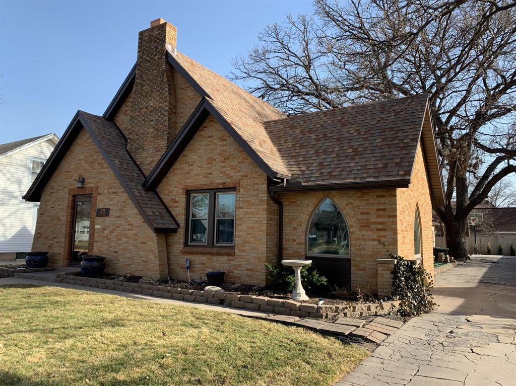 3117 16th St, Great Bend, KS 67530 Trulia