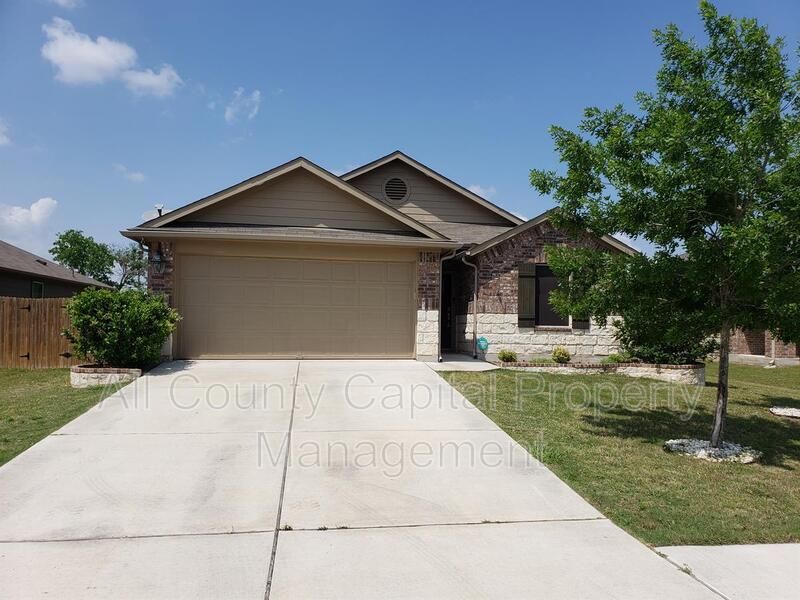 519 Luna Vista Dr, Hutto, TX 78634