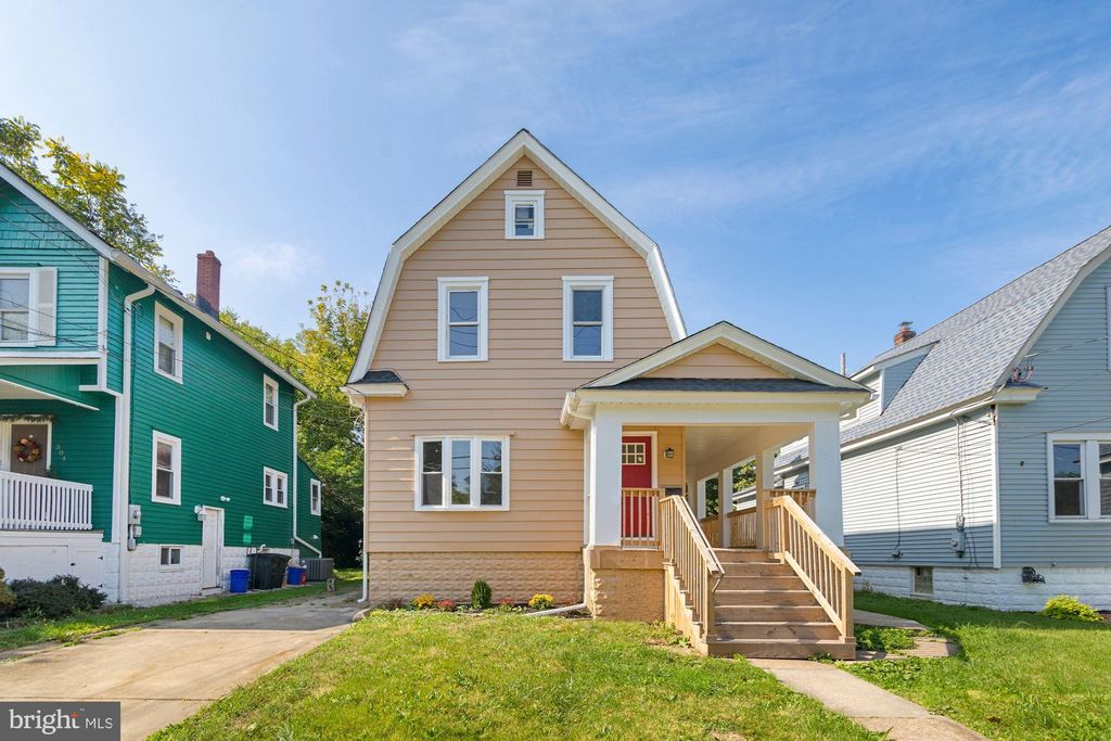 302 Sloan Ave, Oaklyn, NJ 08107