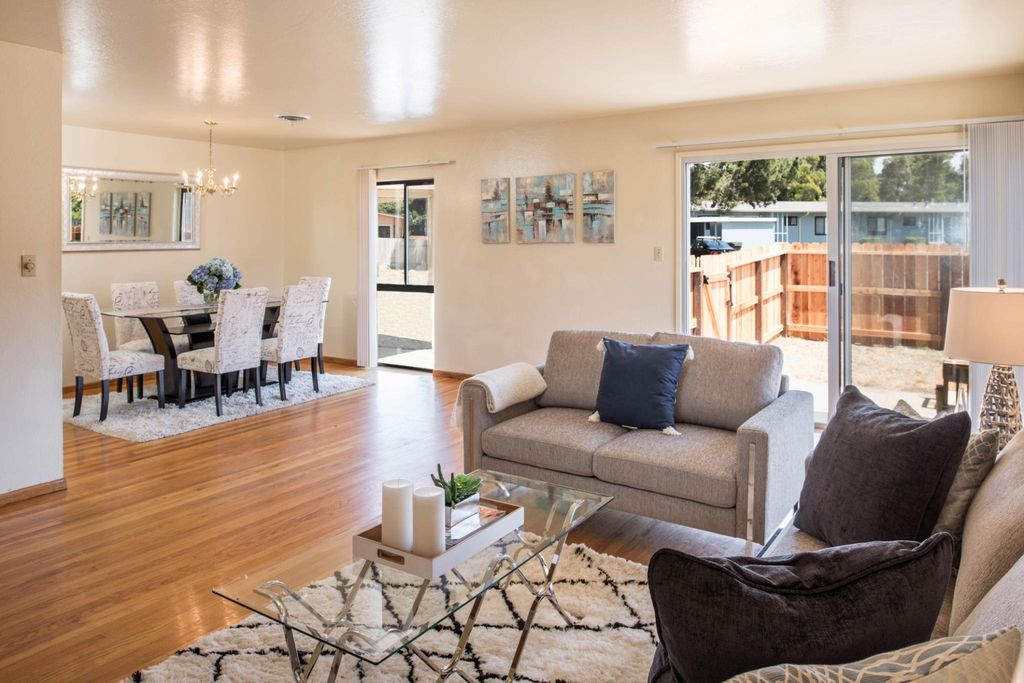 1200 Fechteler Dr, Monterey, CA 93940