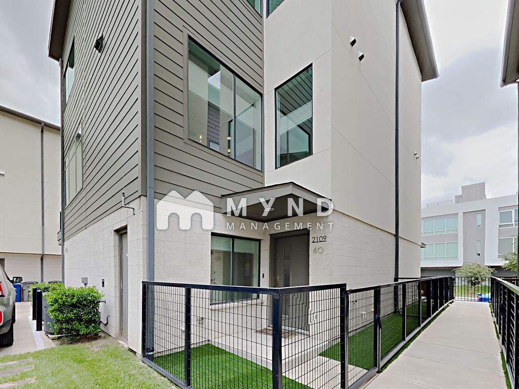 2109 Bennett Ave #40, Dallas, TX 75206