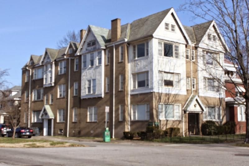 1002 12th Ave 8, Huntington, WV 2 Bed, 1 Bath Apartment