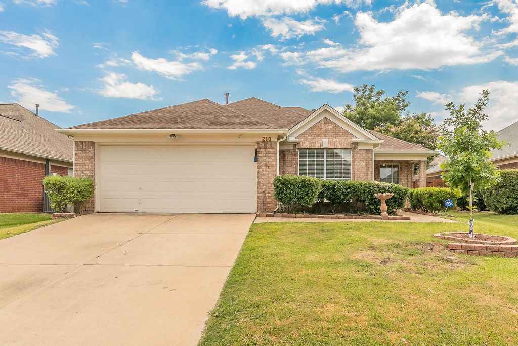 210 Madisson Dr, Euless, TX 76039 Trulia