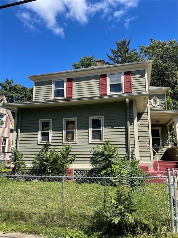 12 Gladys St, Rochester, NY 14621