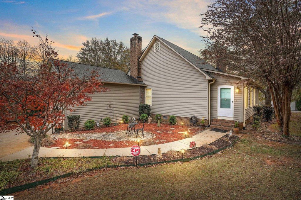 4502 Sandy Flat Rd, Taylors, SC 29687 Trulia