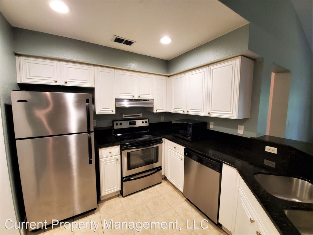 8285 Ibis Club Dr #807, Naples, FL 34104