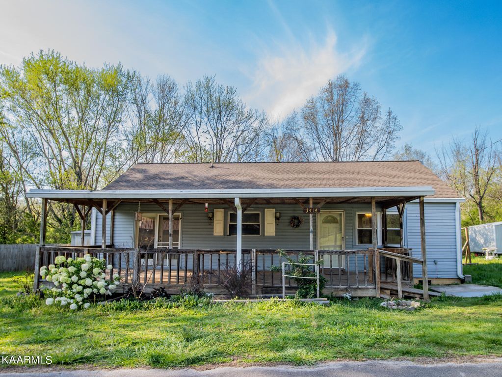 3414 Knox Ln, Knoxville, TN 37917