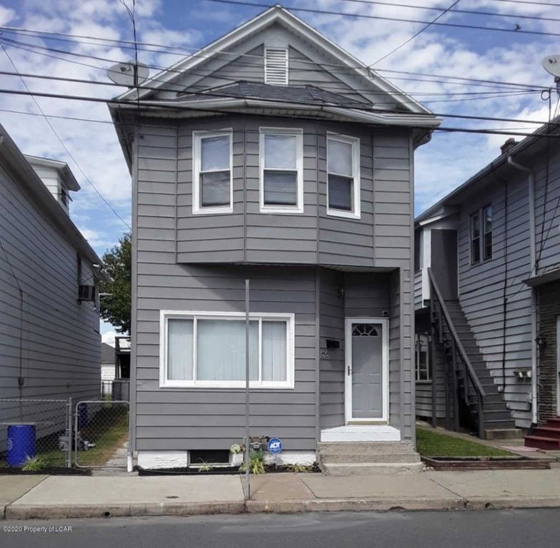 595 Fellows Ave, Hanover Township, PA 18706