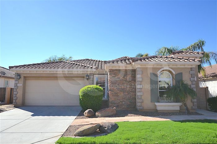 2271 E Honeysuckle Pl, Chandler, AZ 85286