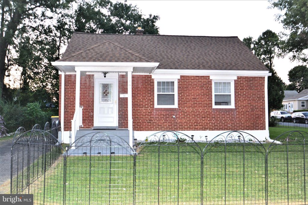 107 Riverview Dr, New Castle, DE 19720