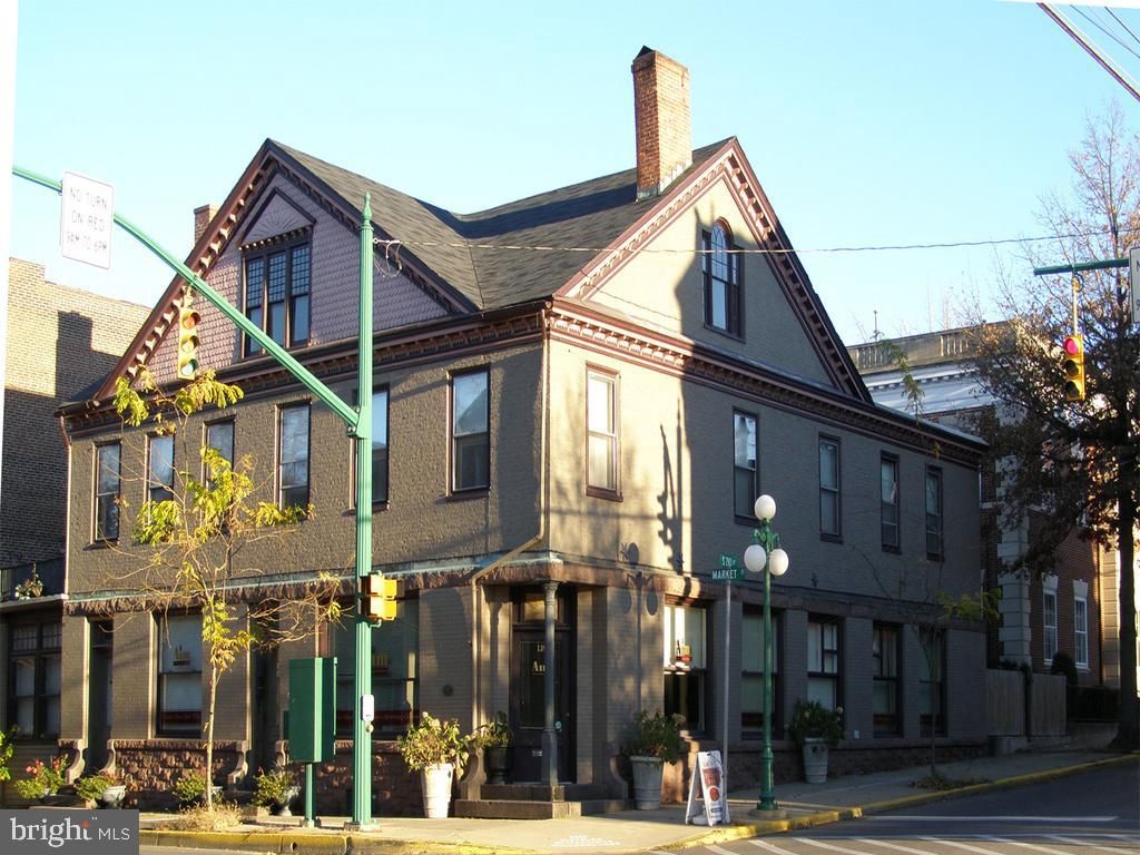 139 Market St, Lewisburg, PA 17837