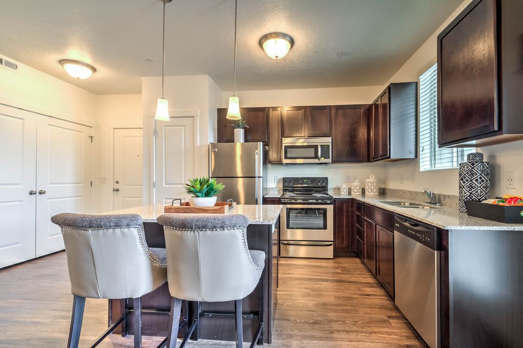 4643 S 3500 W, Roy, UT 84067