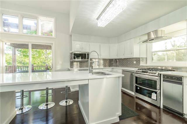 4503 W 126th St, Leawood, KS 66209