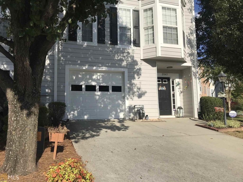 2043 Pinnacle Pointe Dr 23, Norcross, GA 2 Bed, 3 Bath