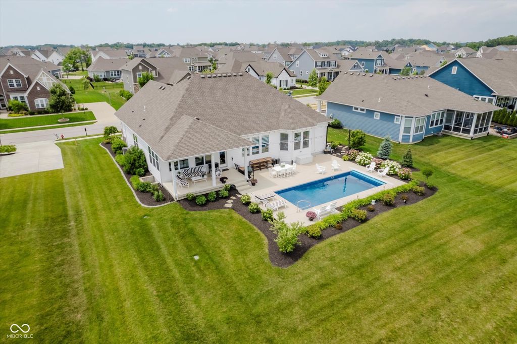 3821 Shady Lake Dr, Westfield, IN 46074