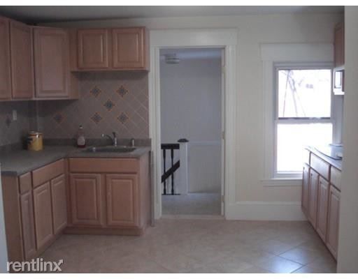 97 Boylston St, Brookline, MA 02445