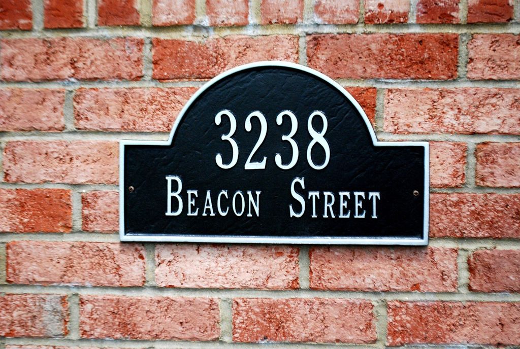 3238 Beacon St, Lexington, KY 40513