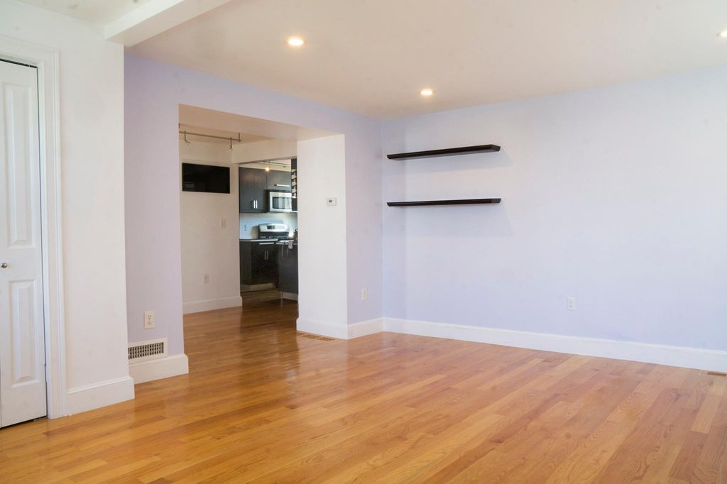 20 Castle Rd #1, Nahant, MA 01908