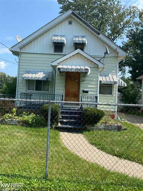 4820 Edwards Ave, Flint, MI 48505