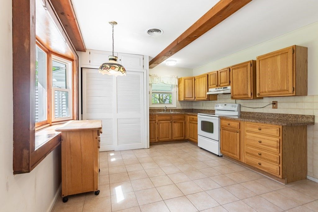 13 Maybury Rd Maynard Ma Trulia