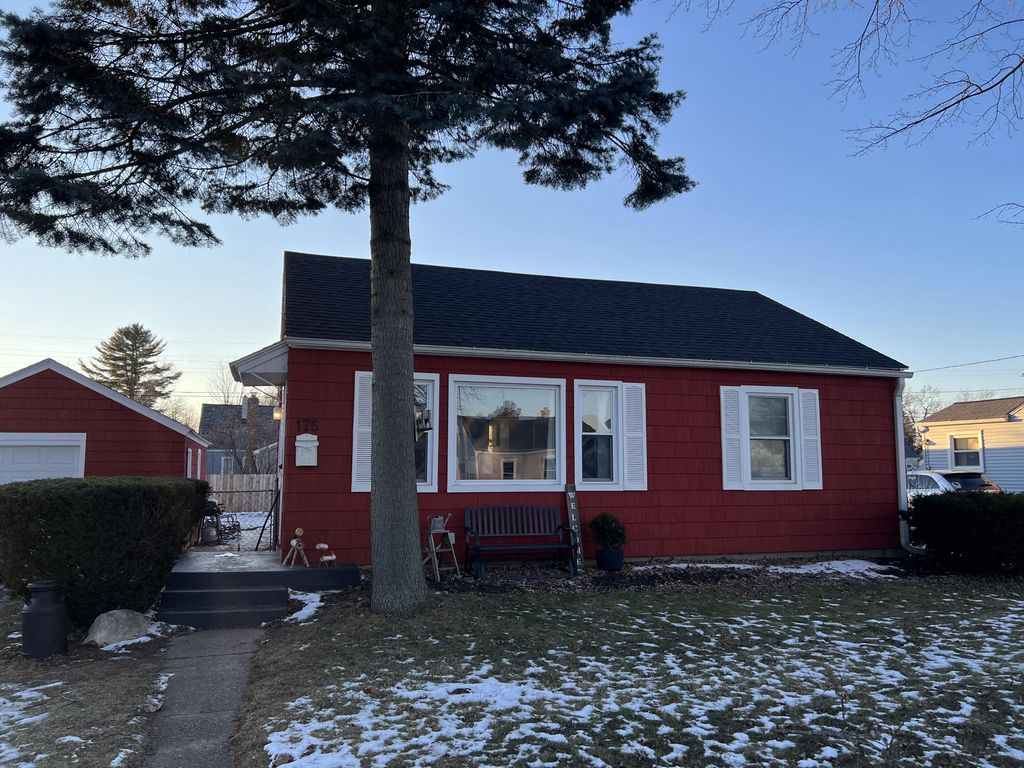 175 21st St N, Battle Creek, MI 49015