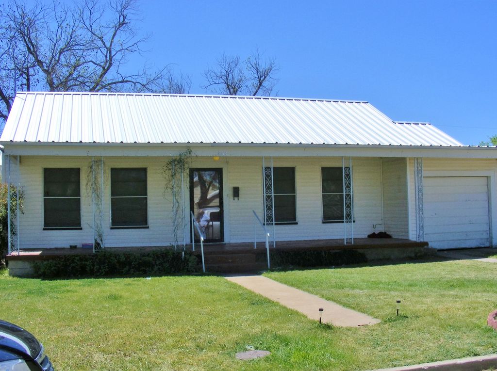 803 N 6th St, Ballinger, TX 76821 Trulia