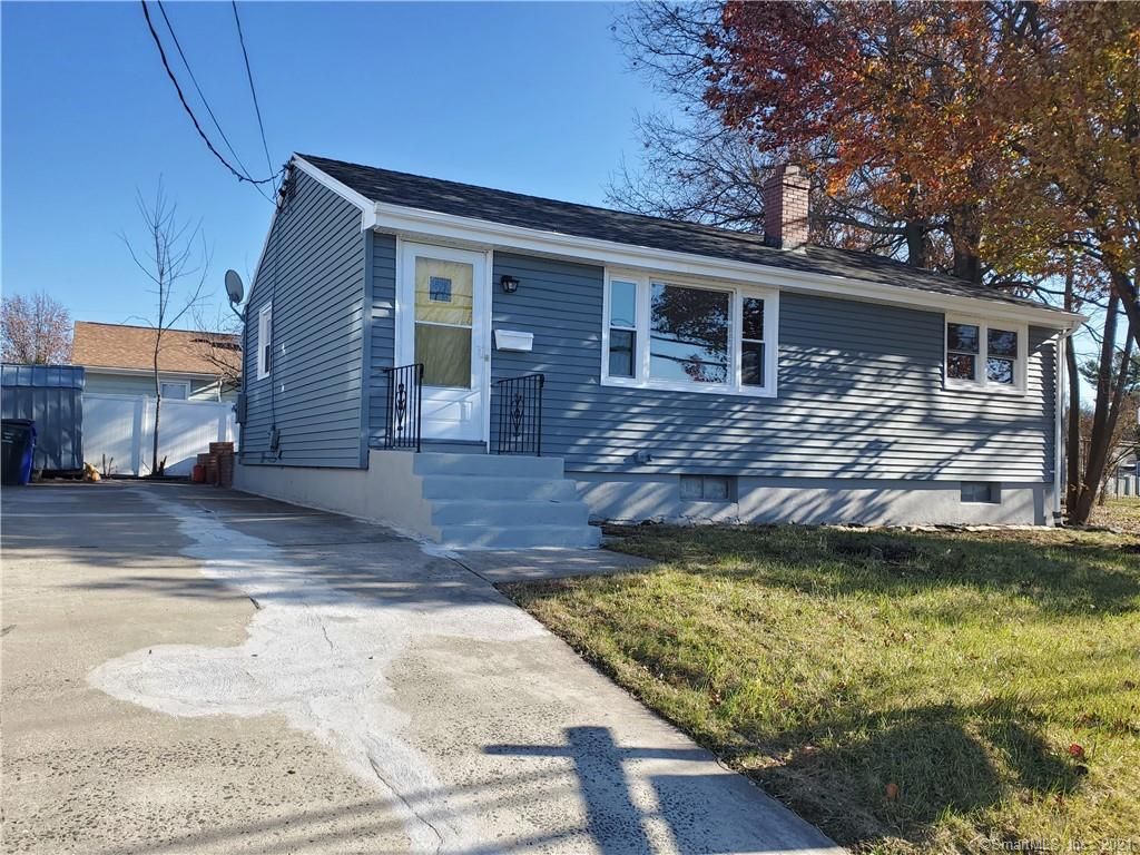 24 Hillcrest Ave, West Hartford, CT 06110