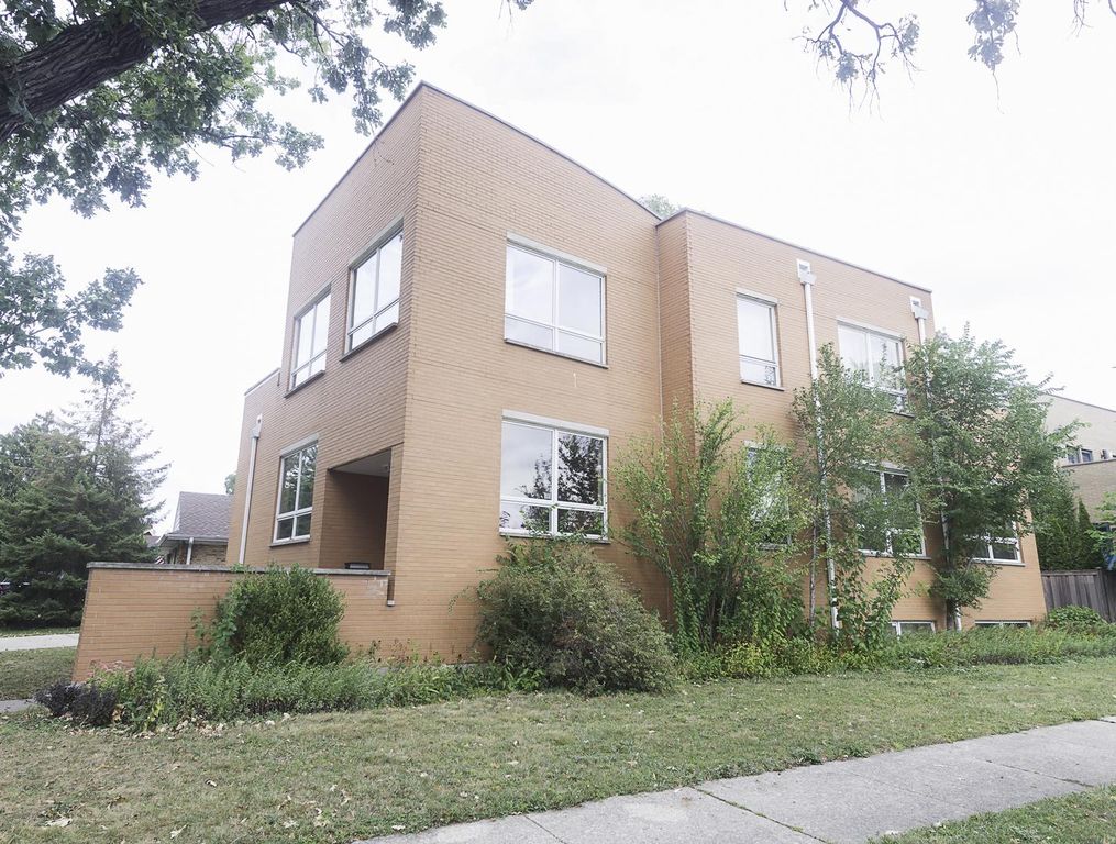 2201 N 77th Ave, Elmwood Park, IL 60707