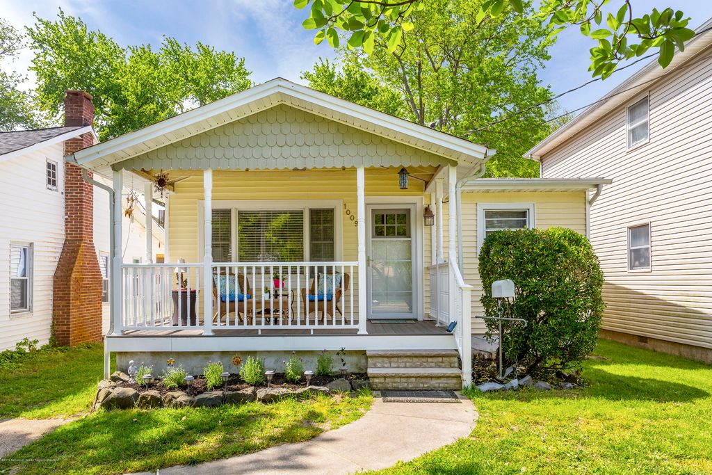 1009 16th Ave, Belmar, NJ 2 Bed, 1 Bath SingleFamily Home 51