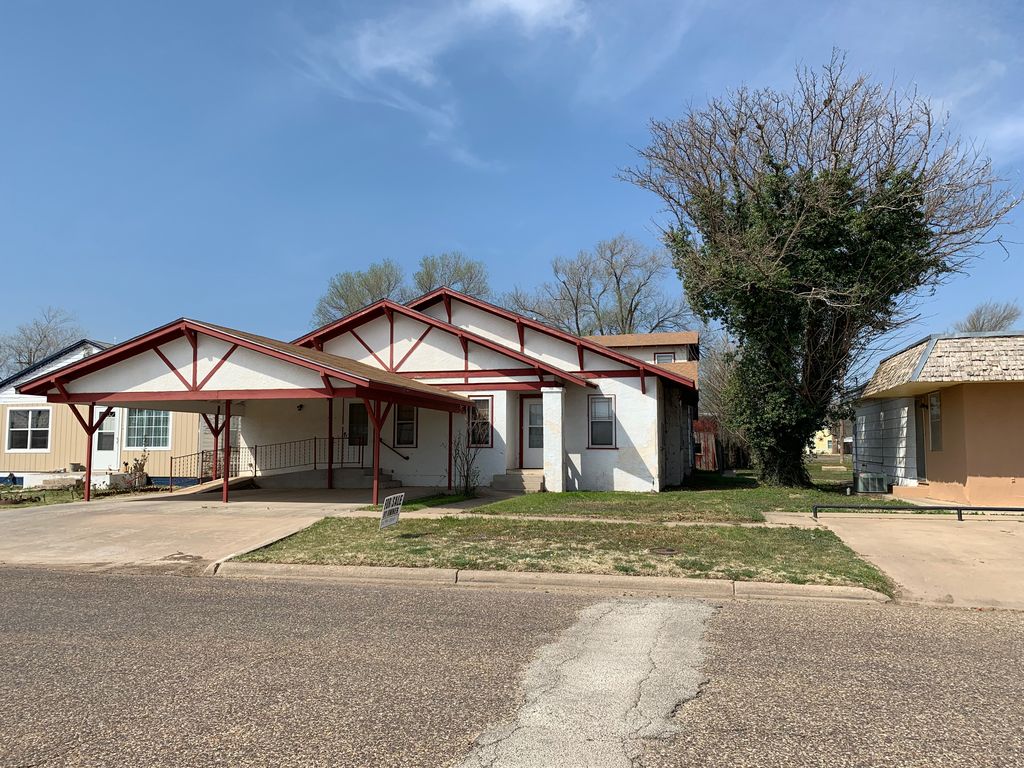 207 N Armstrong Ave, Tulia, TX 79088 Trulia