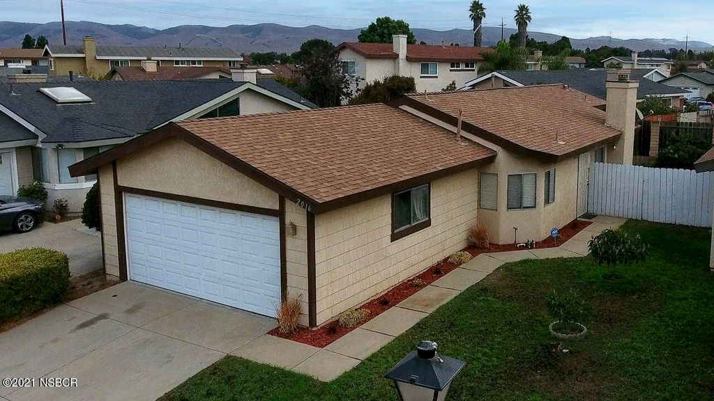 2016 Lazo Way, Santa Maria, CA 93458