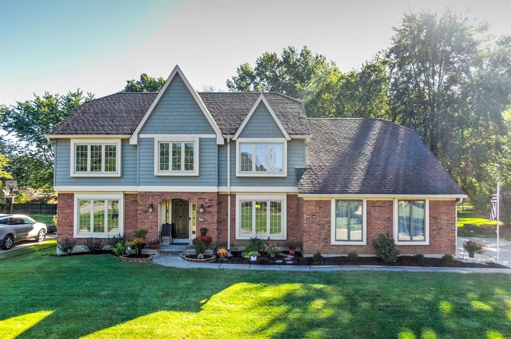 9510 Ambleside Dr, West Chester, OH 45241