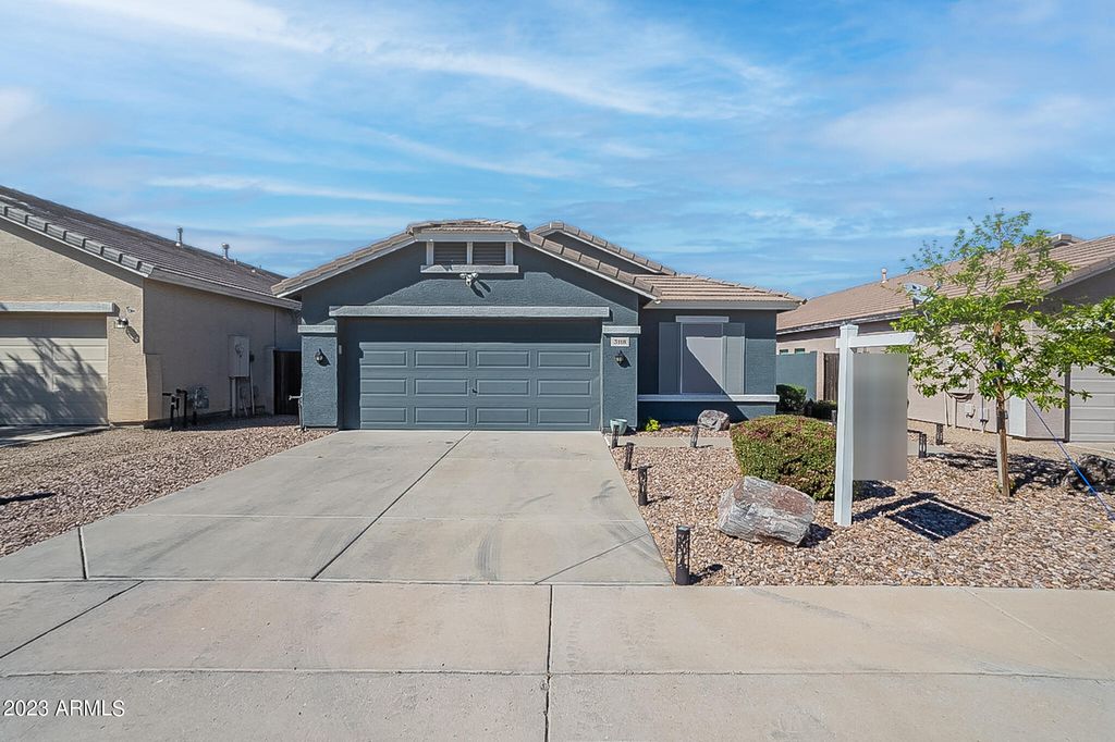 3118 W Silver Creek Dr, San Tan Valley, AZ 85142