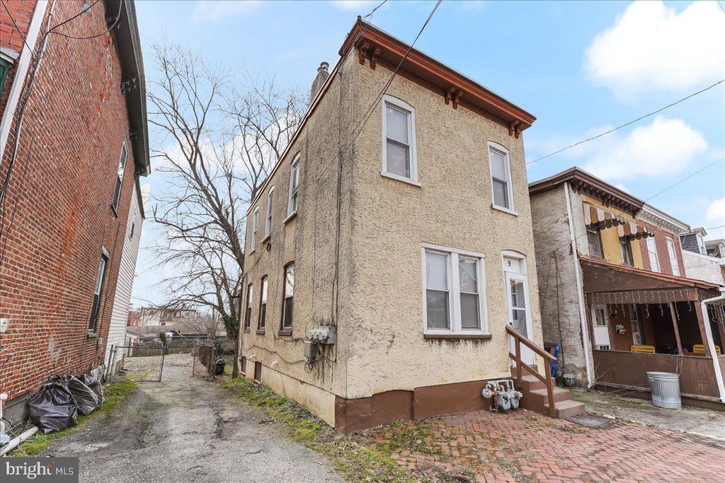 9 8th St, Upland, PA 19015 Trulia