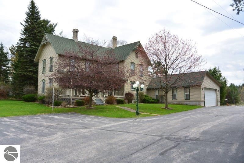 2856 Hammond Rd E, Traverse City, MI 49686 Trulia