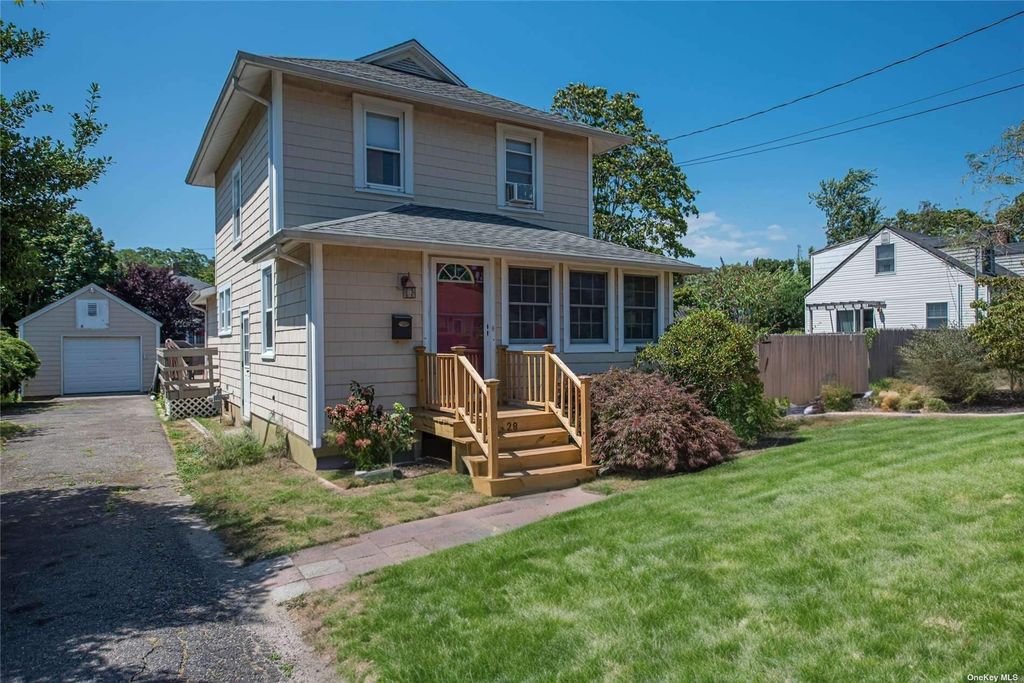 28 Willett Ave, Sayville, NY 11782 Trulia