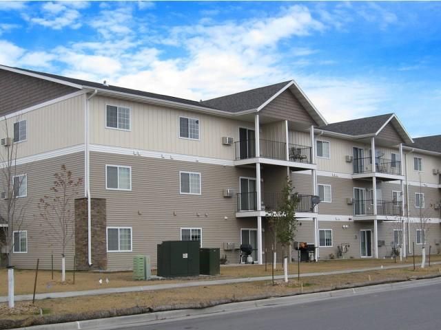 2312 55th St S, Fargo, ND 58104