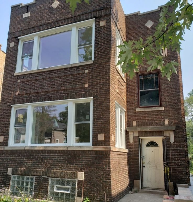 6941 S Lowe Ave, Chicago, IL 60621