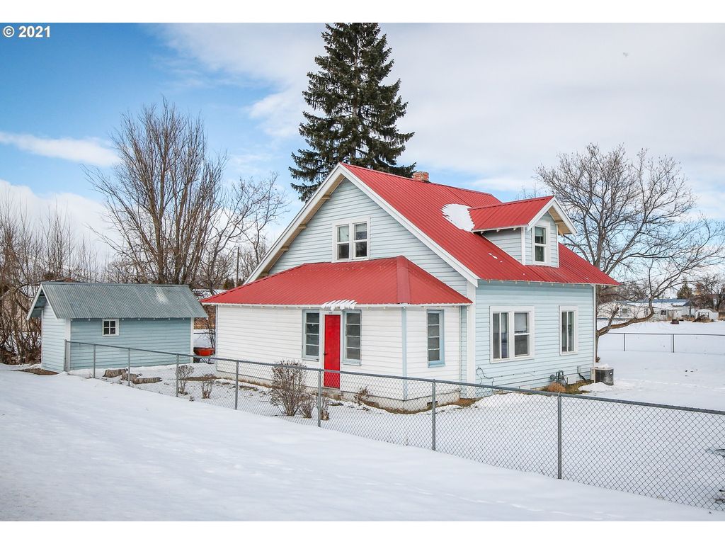 2610 Myrtle St, Baker City, OR 97814