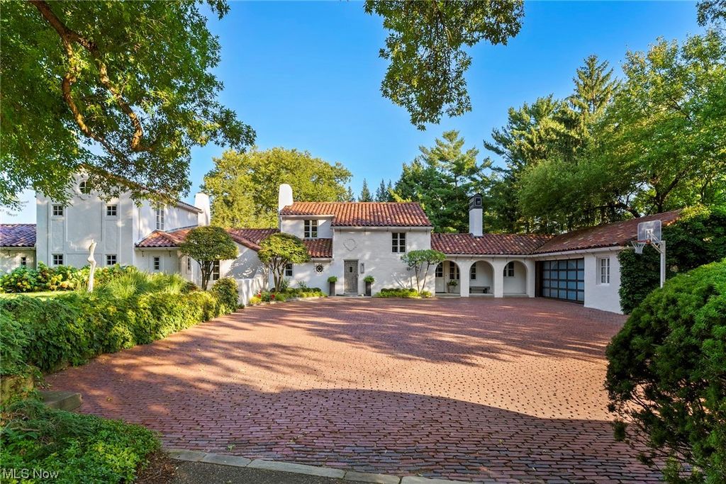 5252 Peninsula Dr NW, Canton, OH 44718 MLS 4470745 Trulia