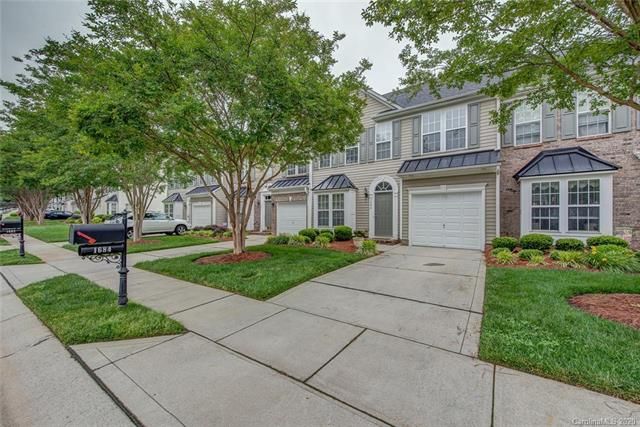 1684 Backcreek Ln, Gastonia, NC 28054