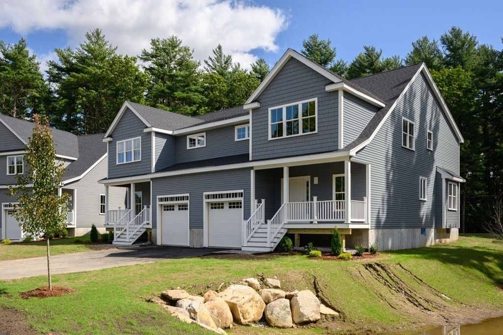 12 Hayford Trl, Hanson, MA 02341