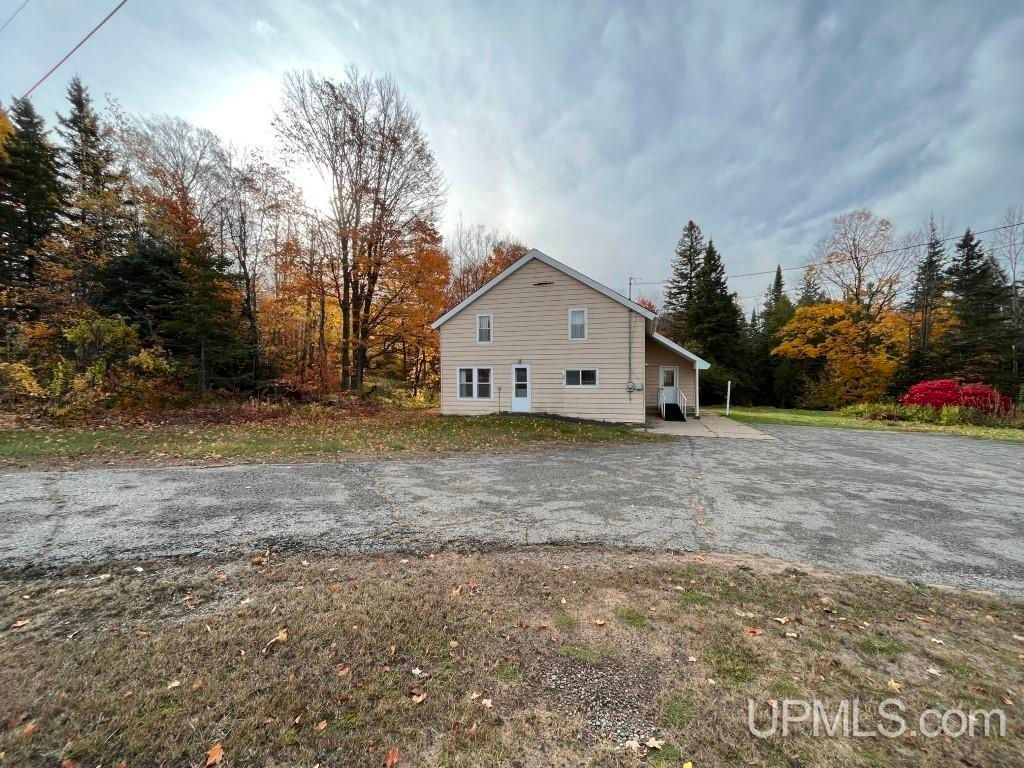9399 E M28, Munising, MI 49862 Trulia