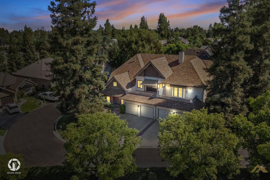 144 Stockdale Cir, Bakersfield, CA 93309