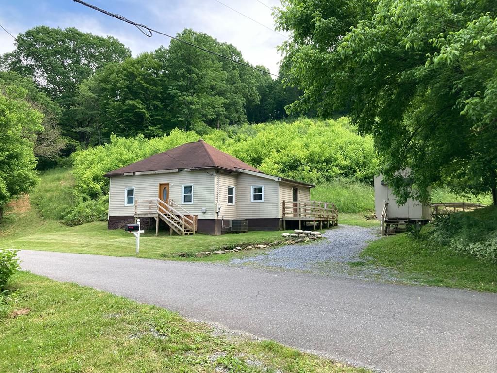 496 Beaver Creek Rd, Saltville, VA 24370 Trulia