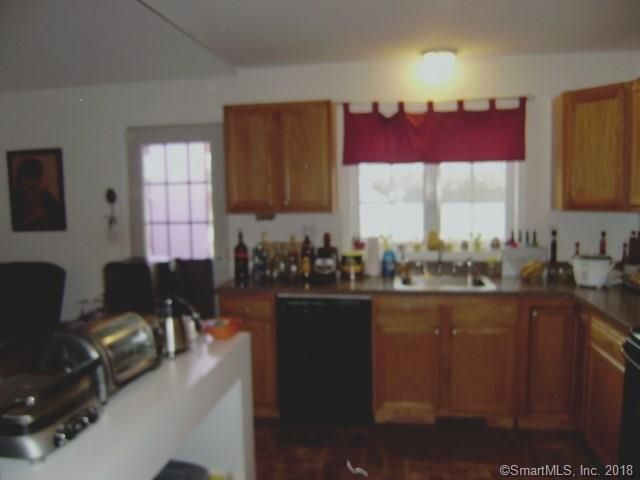 9 Traverse St, Waterbury, CT 06704