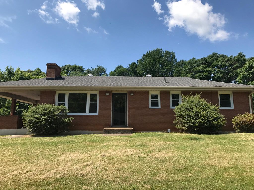 106 Bryant Rd, Lynchburg, VA 24502